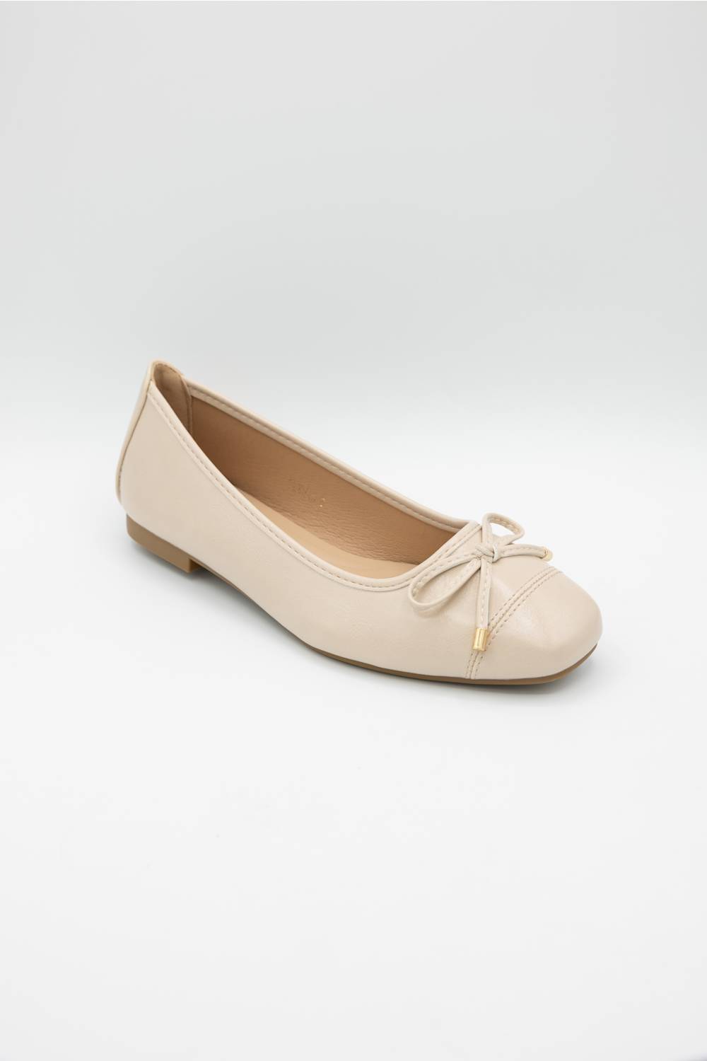 Berness Olesia Ballet Flats for Women in Beige