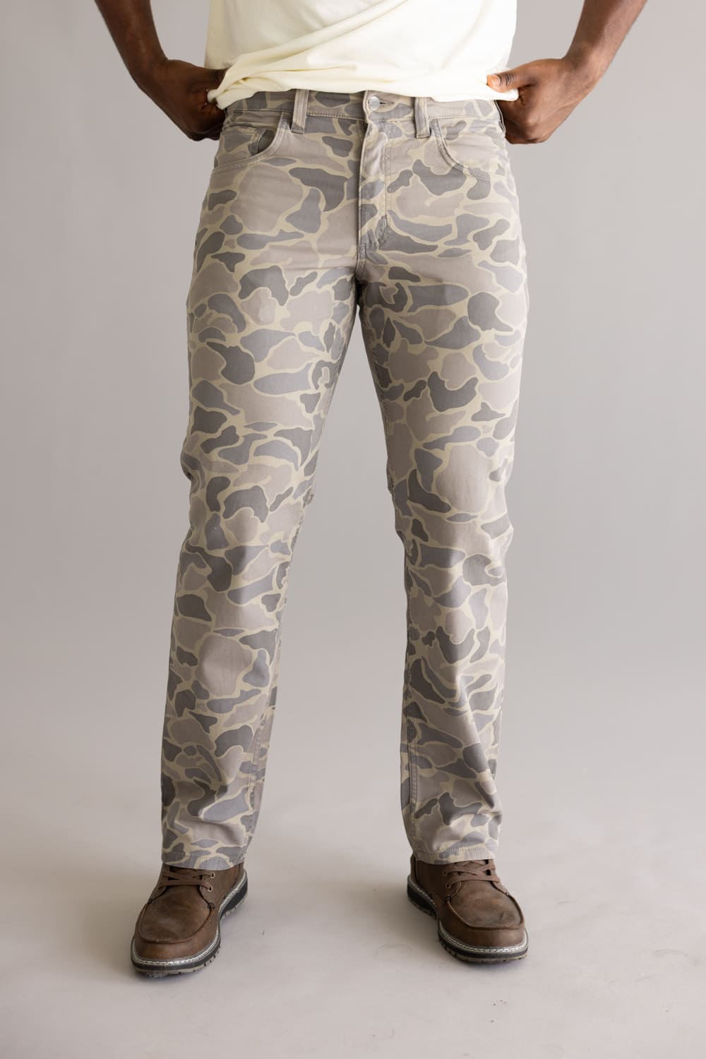 Carhartt Relaxed Straight Rigby Pants for Men in Camo | 102517-GM5