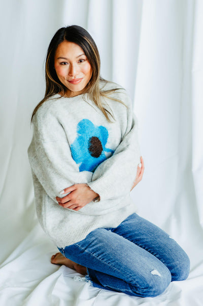 POL Single Flower Sweater for Women in Grey