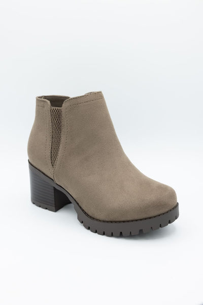 Soda Thumb Lug Booties for Women in Deep Taupe