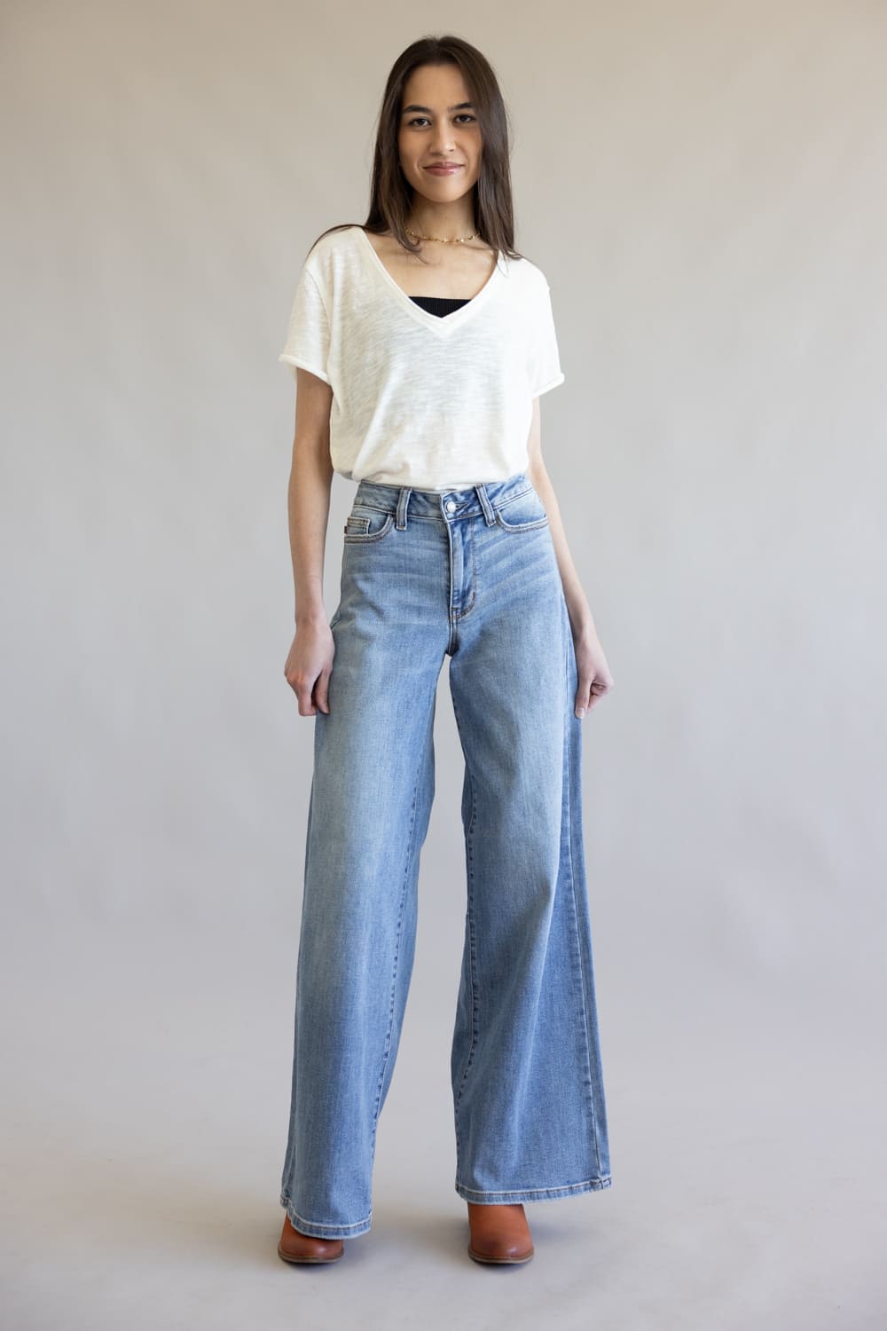 Judy Blue Mid-Rise Retro Wide Leg Jeans for Women | 82702REG – Glik's