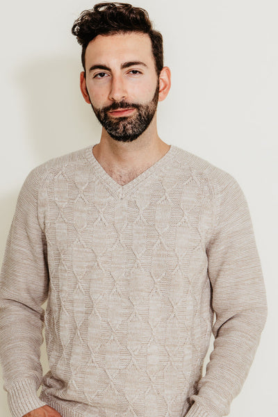 1897 Original V-Neck Cable Knit Sweater for Men in Oatmeal