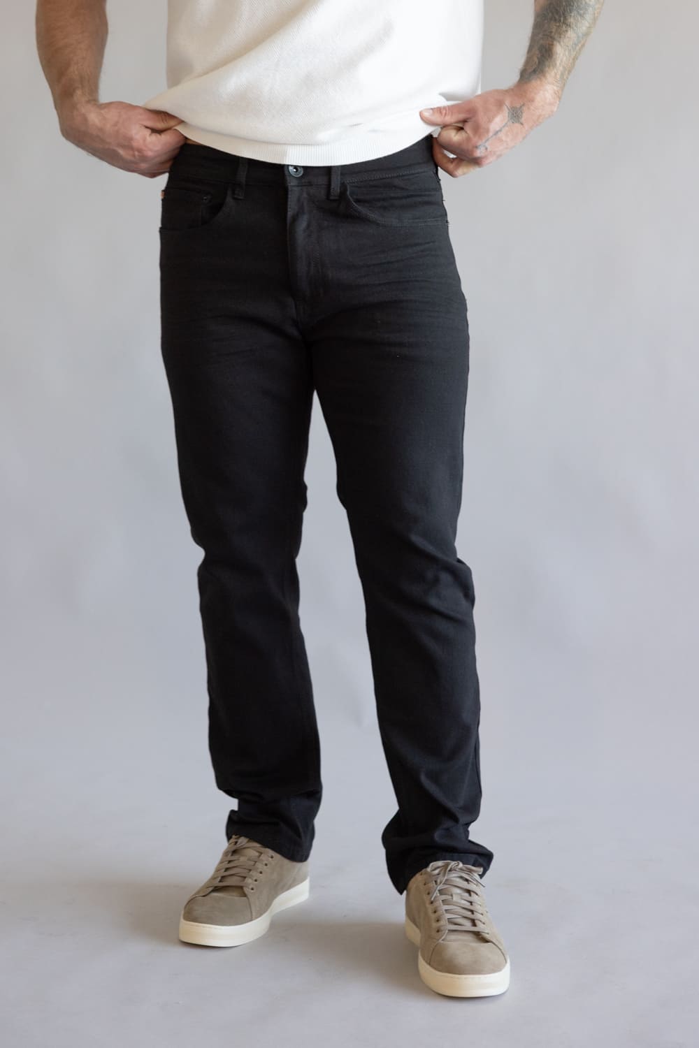 Tailor Vintage Slim Fit Performance 5-Pocket Pants for Men in Black