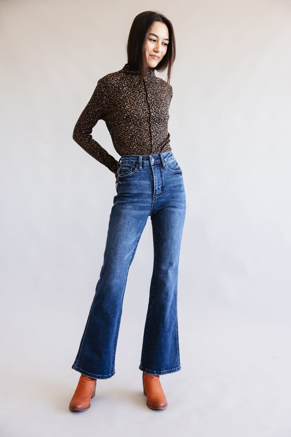 Lee Wrinkle Free Mid Rise Bootcut Pant - Pantaloni Donna A Zampa, Vita Media, Tessuto Antipiega, Colore Blu Timido, Taglia Short