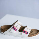 Natural Life Sandal Charm Set in Pink | MAS000056