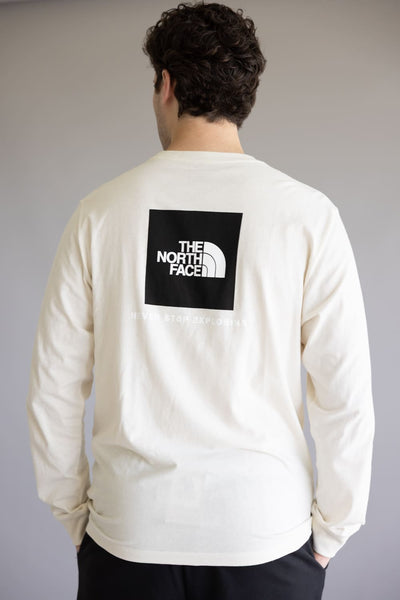 The North Face Box Graphic Long Sleeve T-Shirt for Men in White Dune