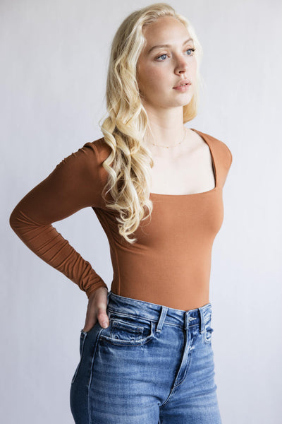 Seamless Double Layer Square Neck Shirt for Women in Bisque Orange