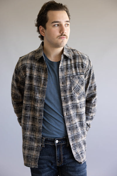 Weatherproof Vintage Chalk Flannel Shirt for Men in Ebony