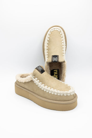 Shu Shop Trinity Clogs for Women in Natural