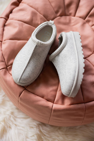 Beach by Matisse Zen Cloud Slippers for Women in Grey Oatmeal