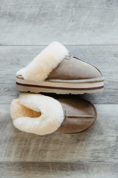 Bearpaw Retro Loki Slippers for Women in Stone Grey
