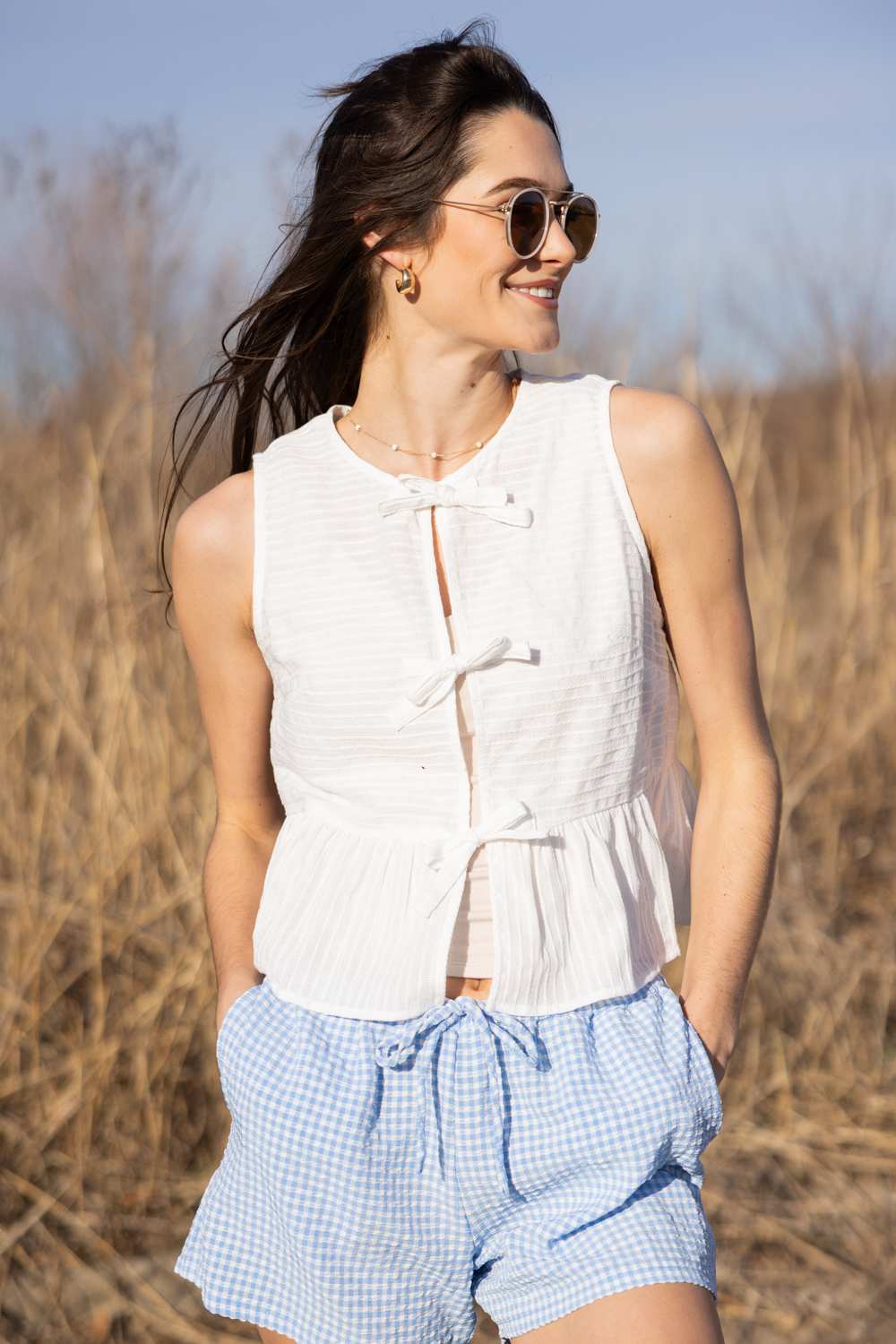 ぷ*ん様 gypsohilaTwinkle Tops White Triple Bow Tie Front Top for Women in White | PT50142-GL-WHITE