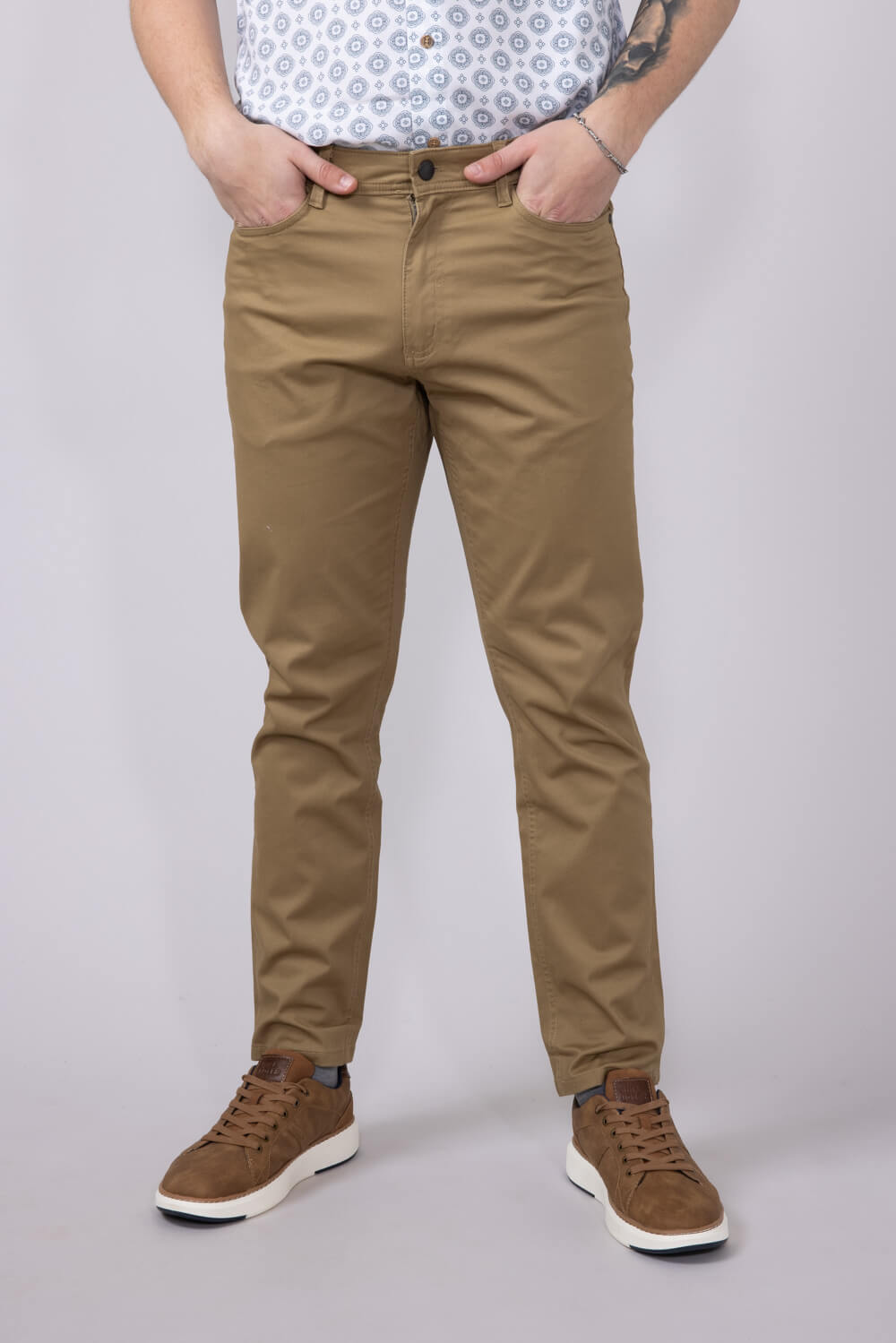 Copper & Oak Leaders Pants for Men in Khaki | K5S817-262-KHAKI