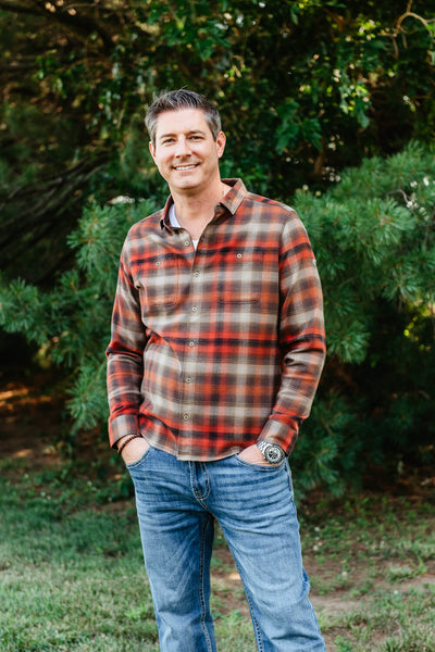 Kuhl Law Flannel Shirt for Men in Brickstone Brown