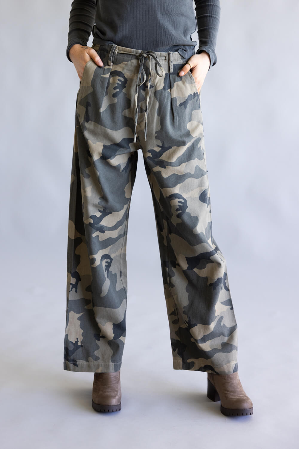 Mustard Seed Front Tie Pants for Women in Camo | S25468-CAMO – Glik's