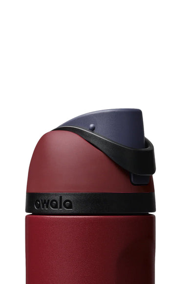 Owala FreeSip 24 oz Stainless Steel Water Bottle in Burgundy Bay