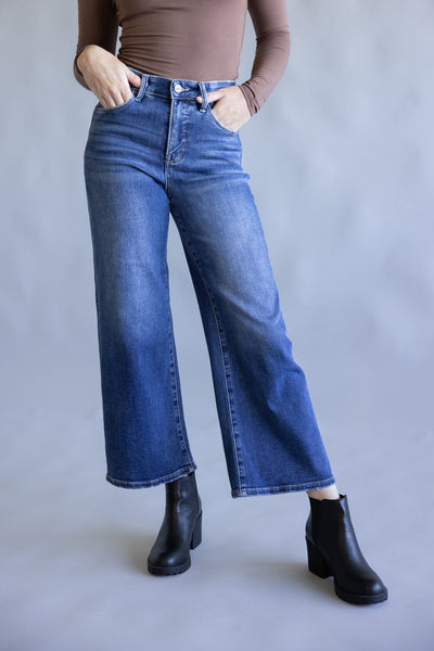 Risen High Rise Crop Wide Jeans for Women in Dark Wash