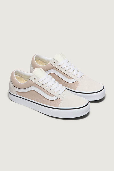Vans Old Skool Sneakers in 2-Tone Mushroom