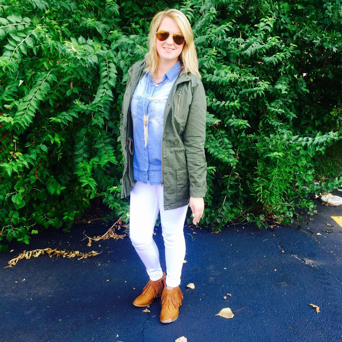 White Jeans: How to Transition into Fall