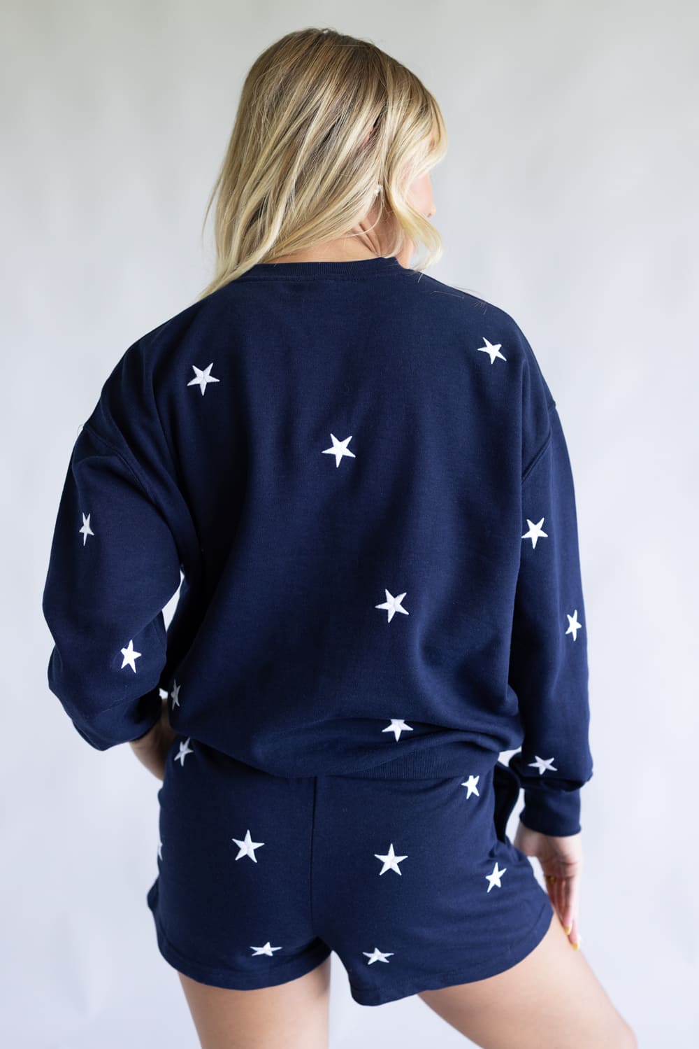 1897 Active Embroidered Star Fleece Sweatshirt for Women in Navy Blue