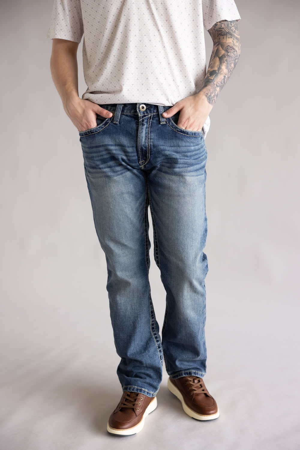 Ariat M4 Shoreway Dakota Relaxed Fit Straight Leg Jeans for Men