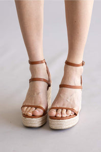 Berness Rosie Espadrille Wedges Camel