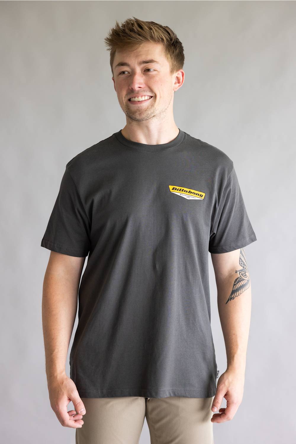 Billabong Snatch Premium T-Shirt for Men in Raven
