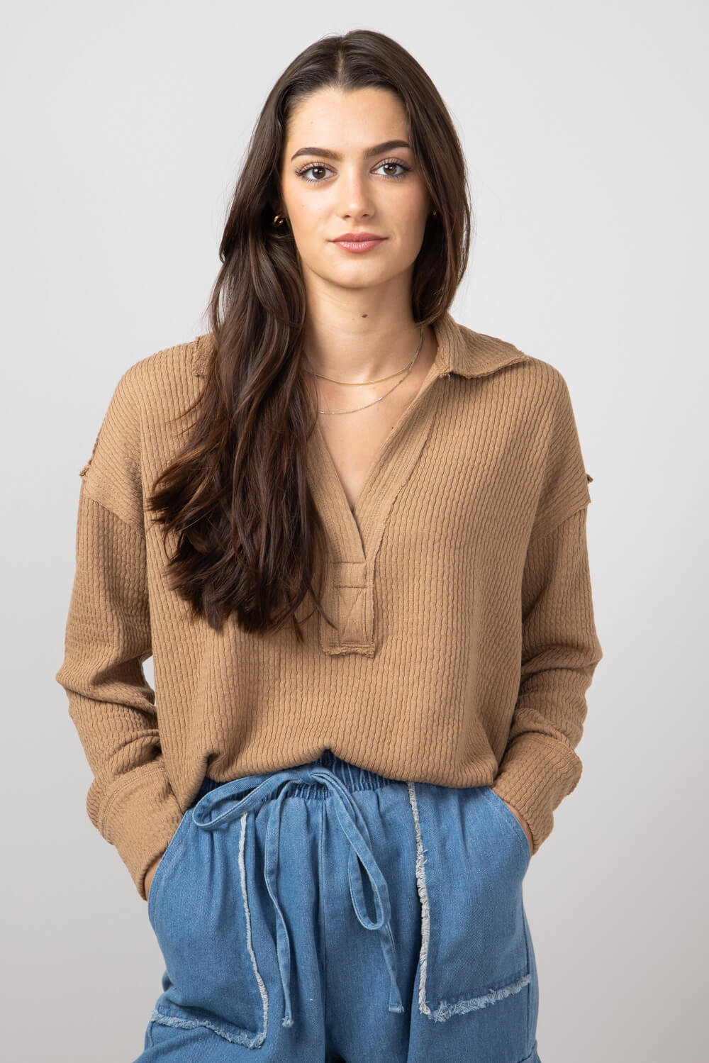 Blu Pepper Ribbed Knit Johnny Collar Polo Shirt for Women in Blu Pepper Ribbed Knit Johnny Collar Polo Shirt for Women in