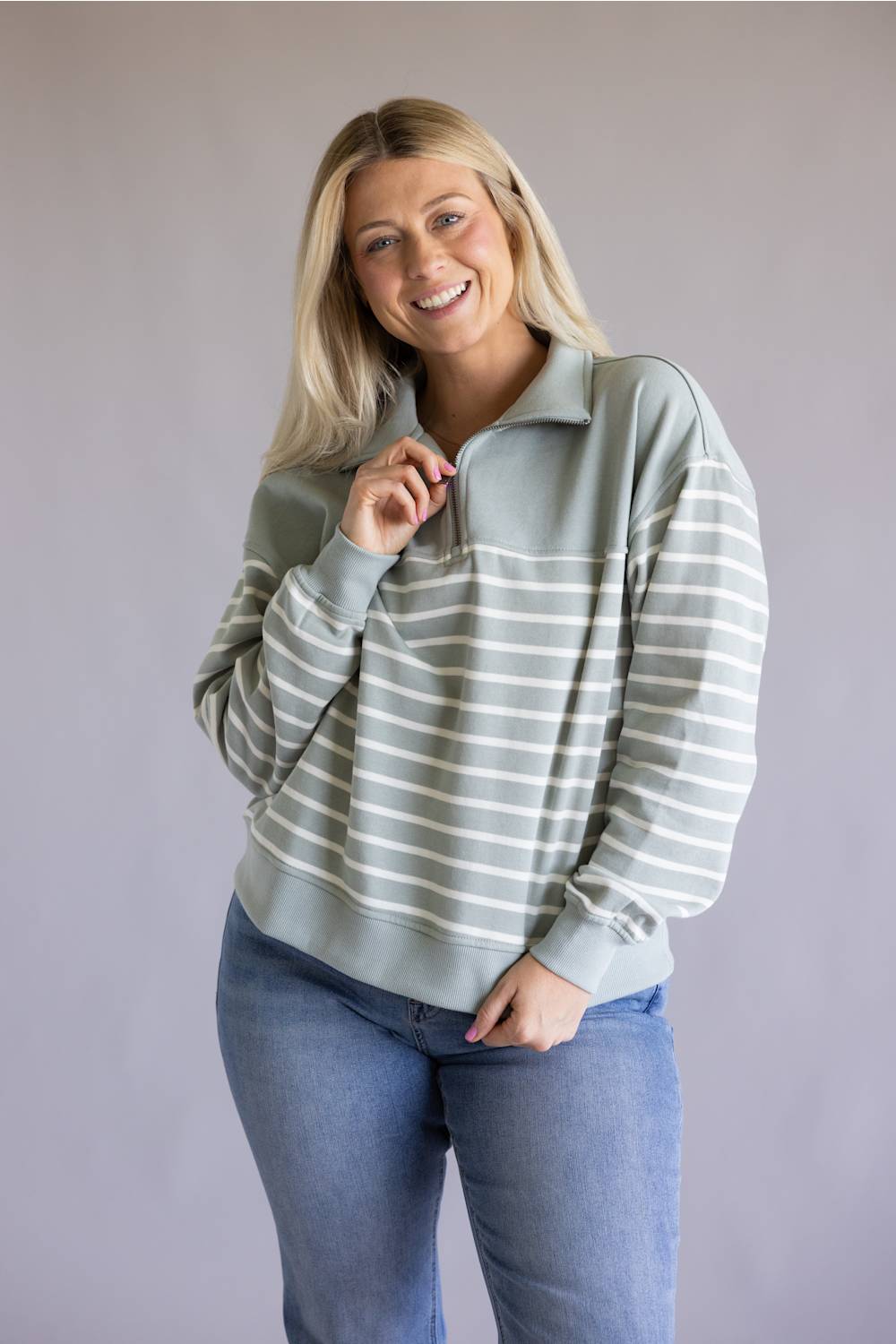 C&C California Waverly Fleece Quarter Zip Sweatshirt for Women in Grey/White