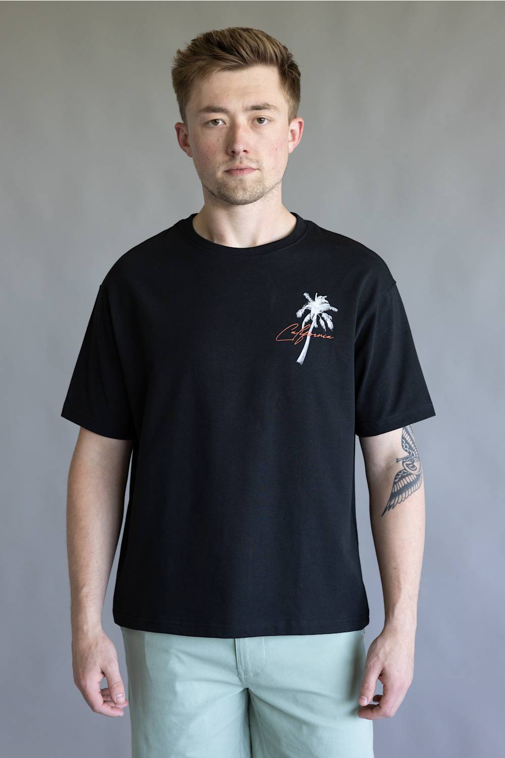 Denim & Flower California Dog T-Shirt for Men in Black