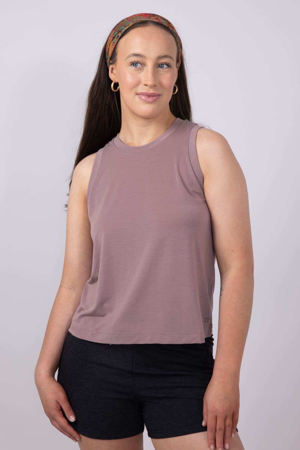 (取寄) フリーフライ レディース エレベート ライトウェイト タンク トップ - ウィメンズ Free Fly women Elevate Lightweight Tank Top - Women's Fig Women's Elevate Lightweight Tank - Smoke – Free Fly Apparel