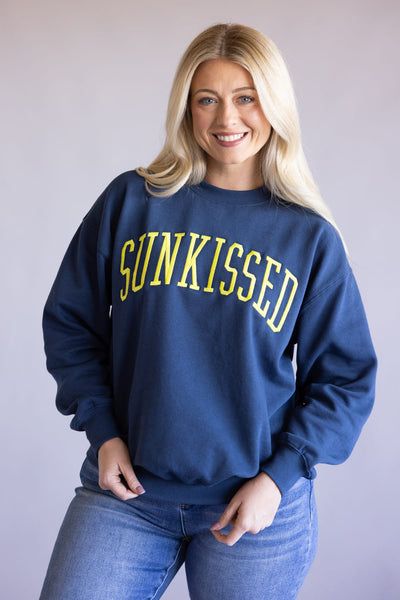 1897 Active Sunkissed Sweatshirt for Women in Indigo Blue | GT067