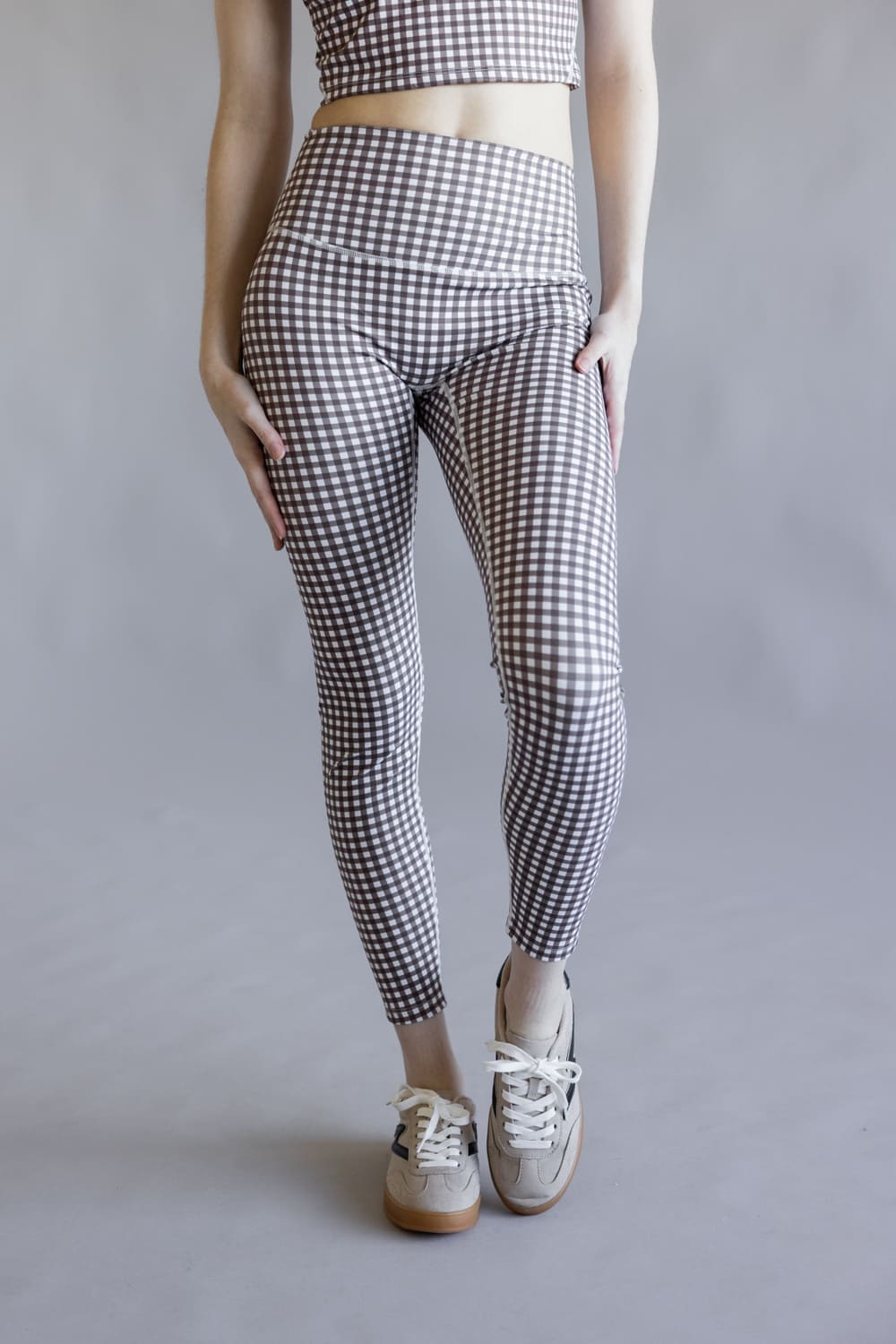 Gingham High-Rise Leggings for Women in Brown/White