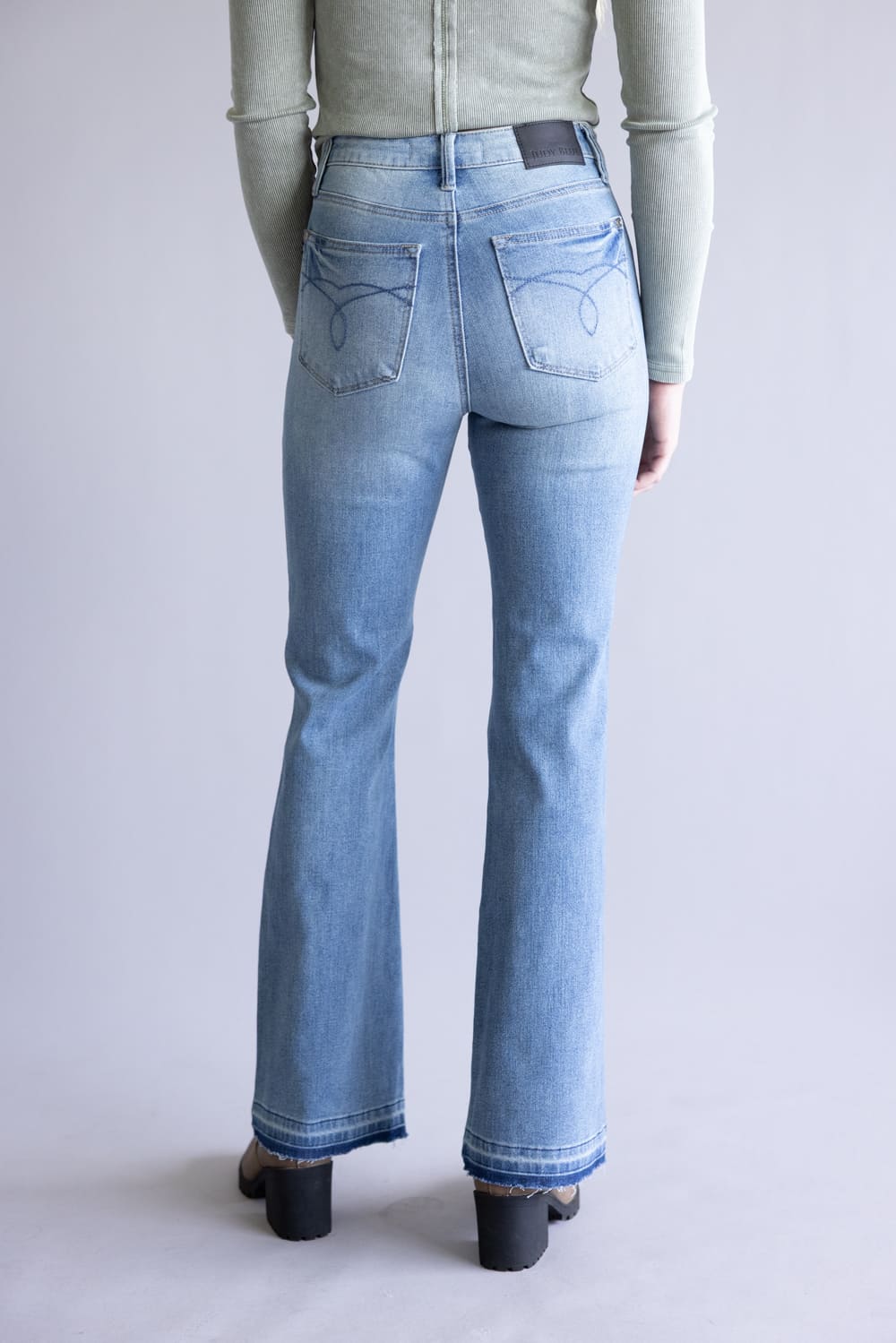 Judy Blue Mid-Rise Slim Bootcut Jeans for Women