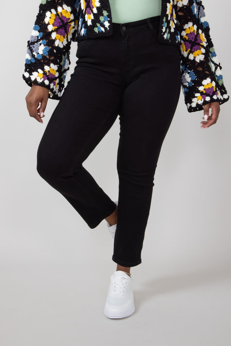 Judy Blue Rhinestone Slim Fit Jeans in Black