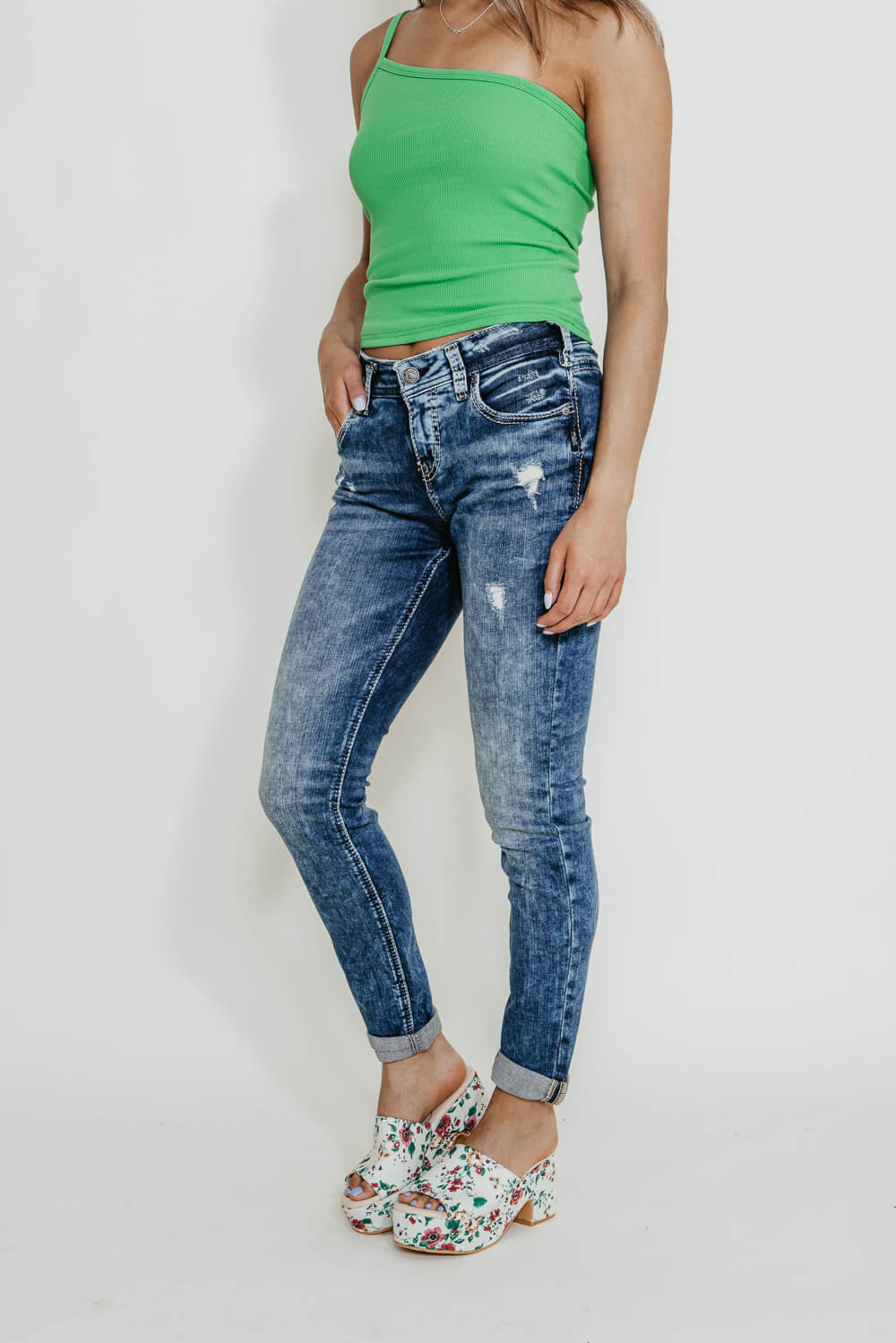 Silver Jeans Destructed Skinny Girlfriend Jeans – Glik's