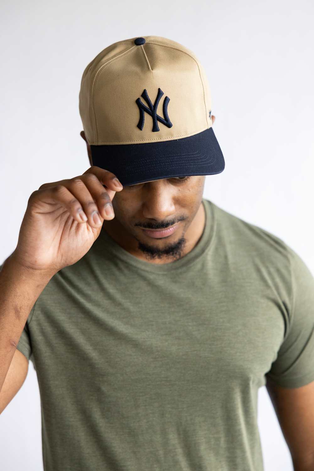 '47 New York Yankees Clean Up Hat in Khaki and Navy
