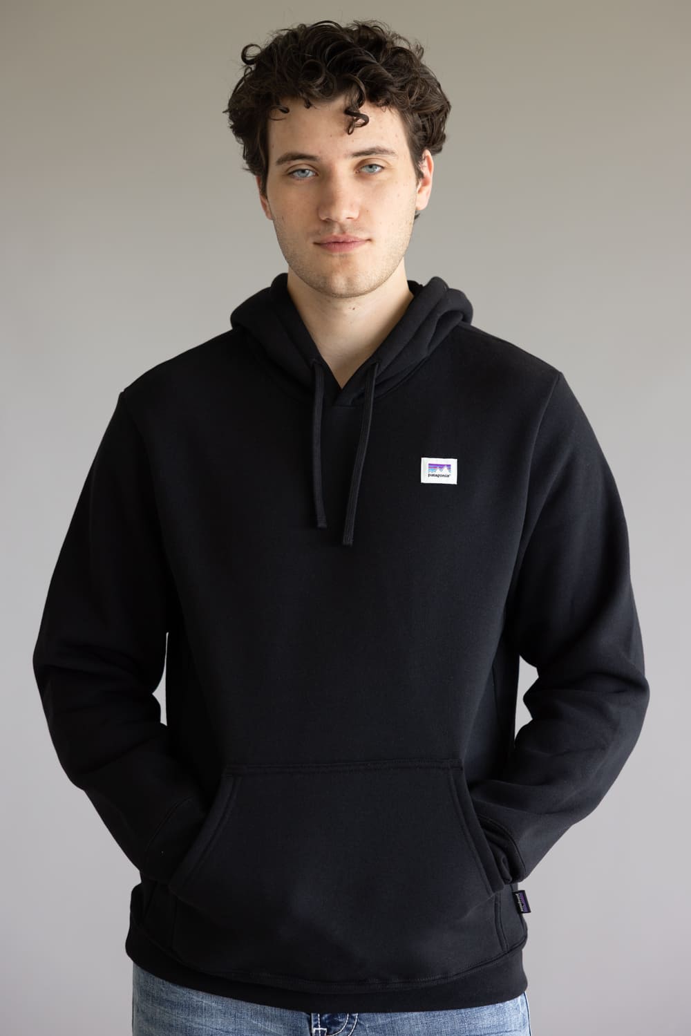 Patagonia Men’s Sticker Uprisal Hoodie in Black 
