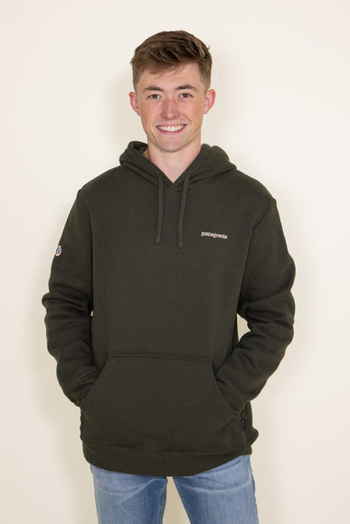 Patagonia Men’s Fitz Roy Icon Uprisal Hoodie in Green