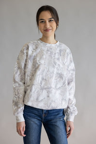 Relaxed Fit Fleece Sweatshirt for Women in Cream Camo