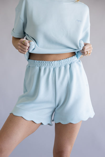 001-SCALLOPED-SHORTS-W-POCKETS