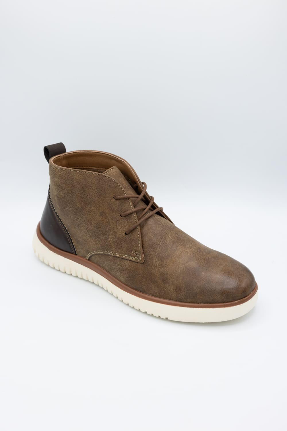 Madden Mnickmon Chukka Boots for Men in Cognac