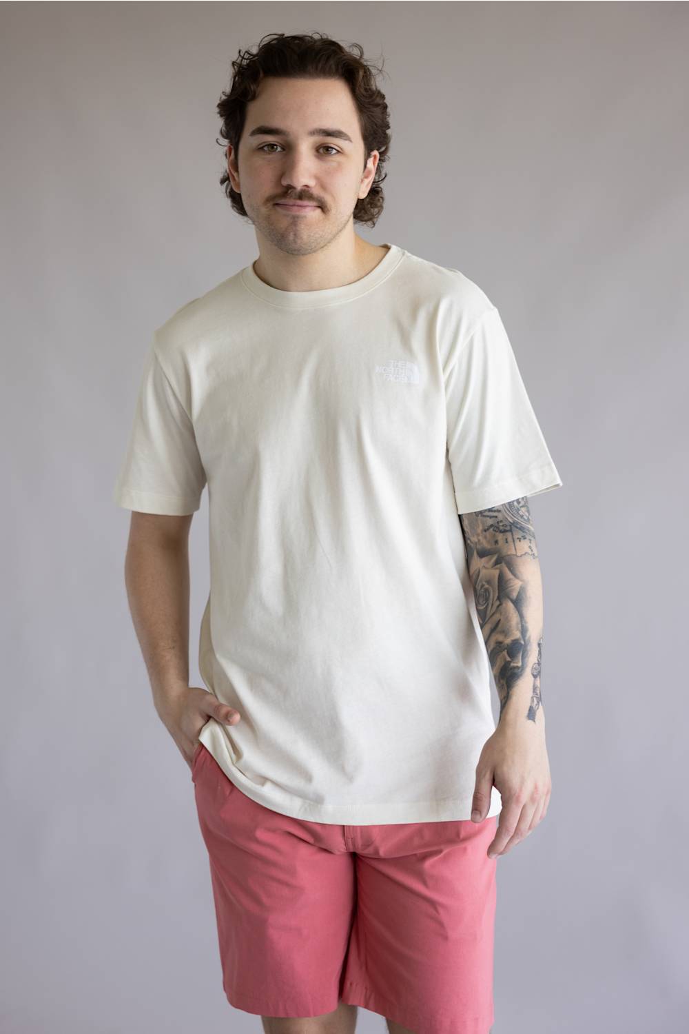 The North Face Red White & Blue Tee for Men in White Dune