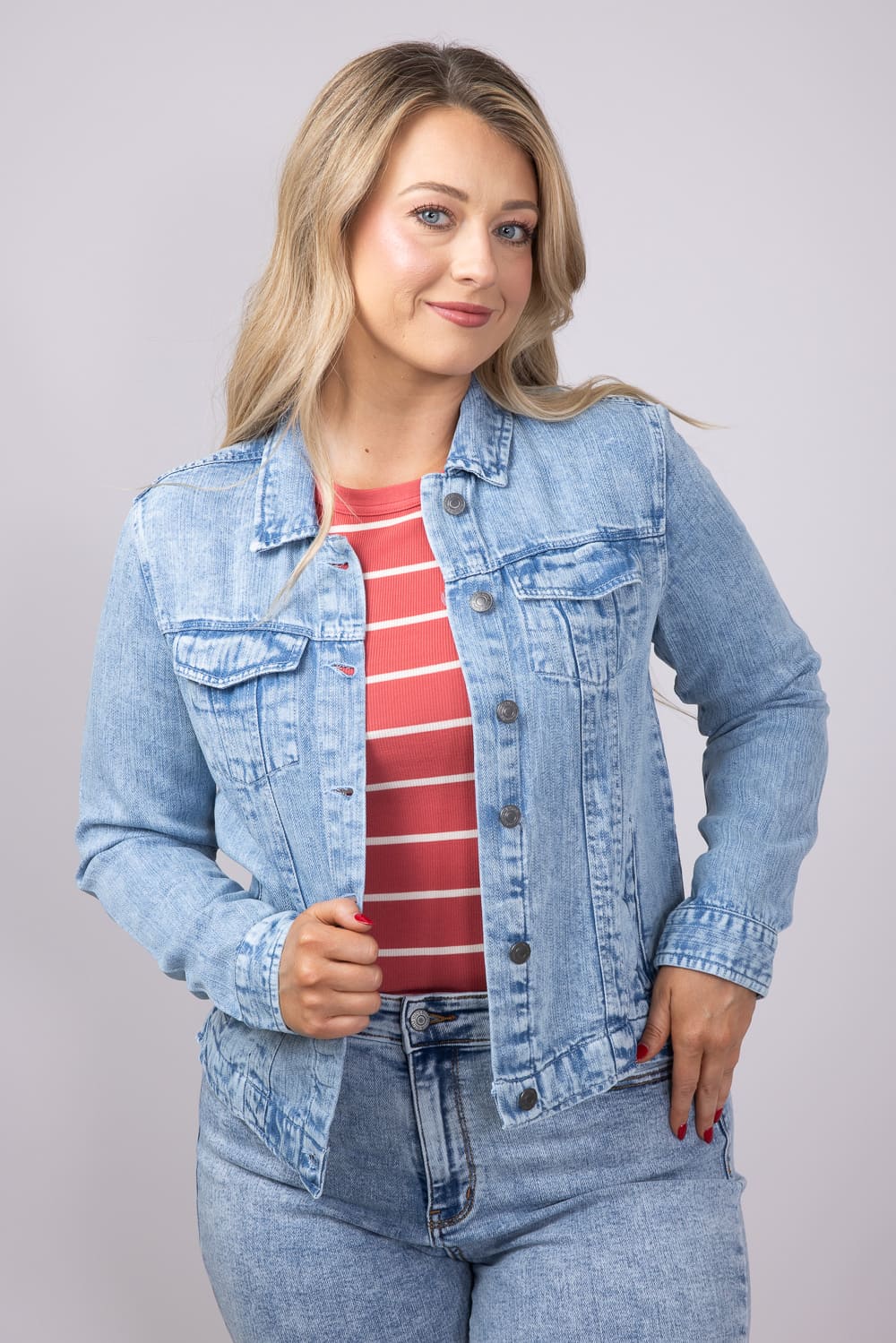 Thread & Supply Jackie Denim Jacket for Women in Medium Wash