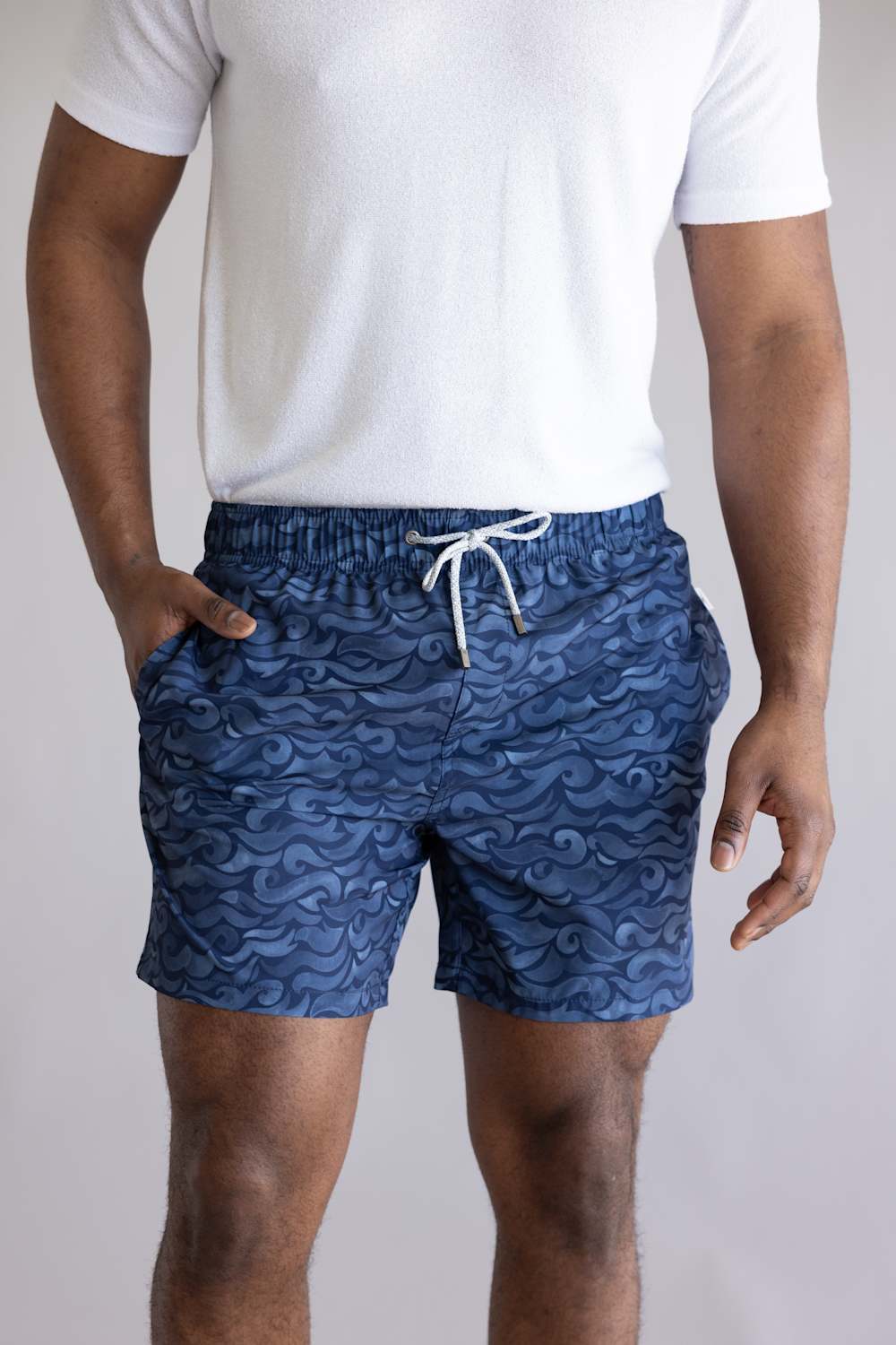 Vintage Summer 4 Way Stretch Volley Shorts for Men in Navy Waves