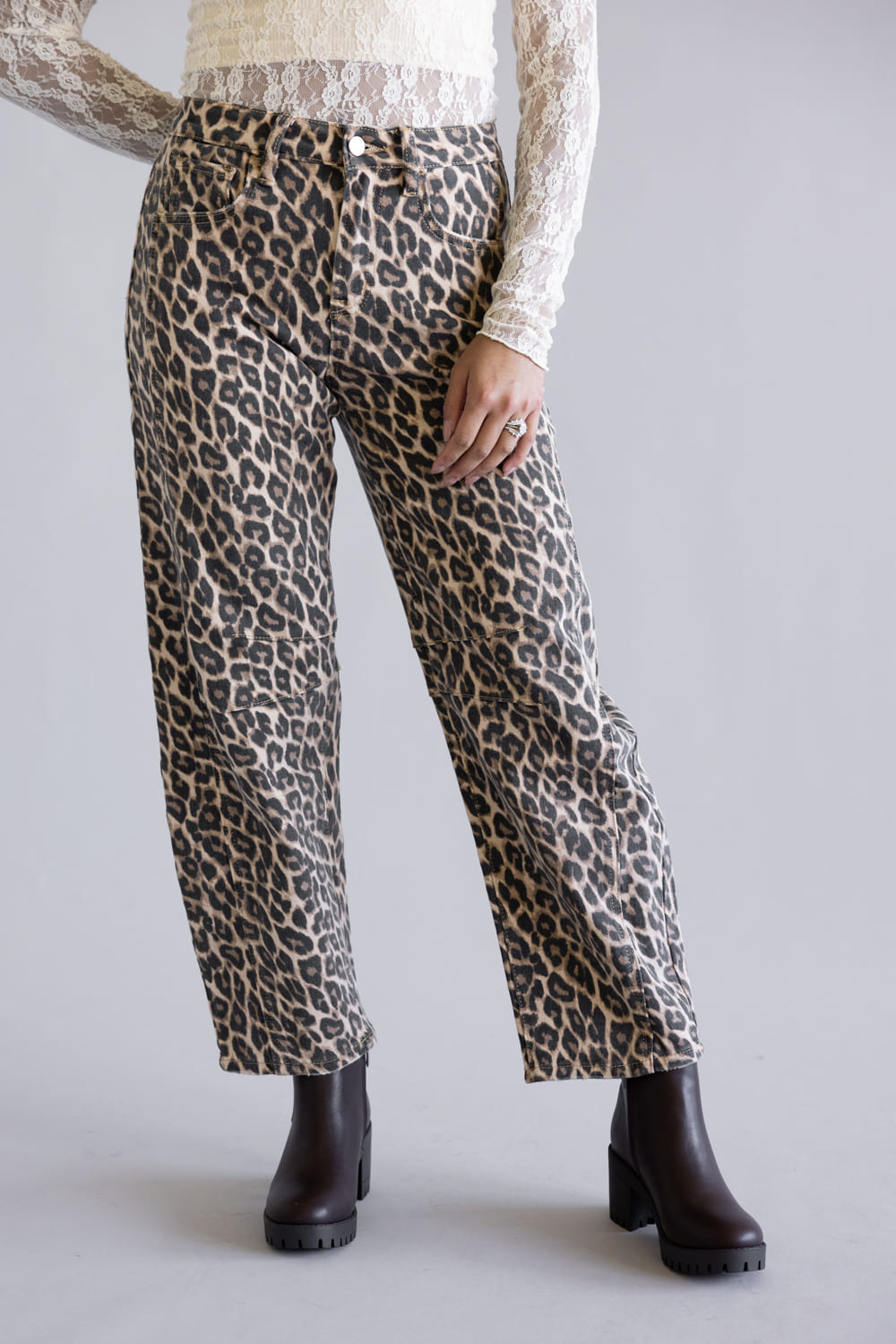 Vervet High Rise Barrel Cut Jeans for Women in Leopard