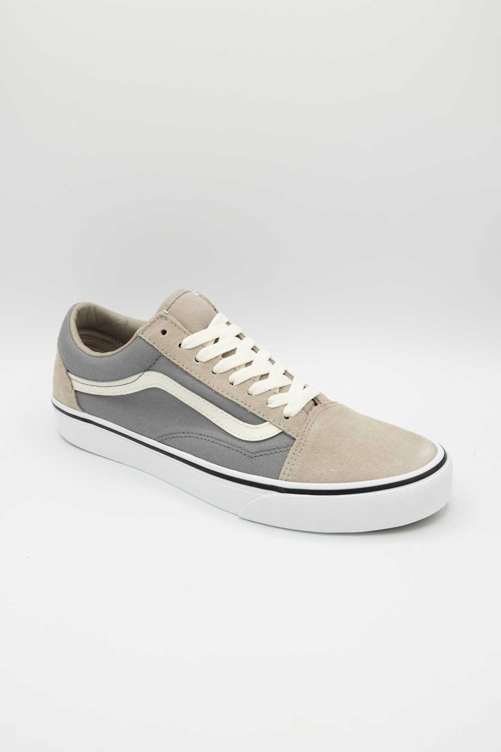 Vans Old Skool Sneakers for Men in Frost Grey | VN000D7Z85T1