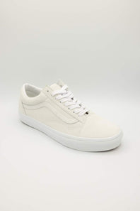Vans Old Skool Suede Sneakers for Men in Blanc de Blanc White | VN000D9YJVY1