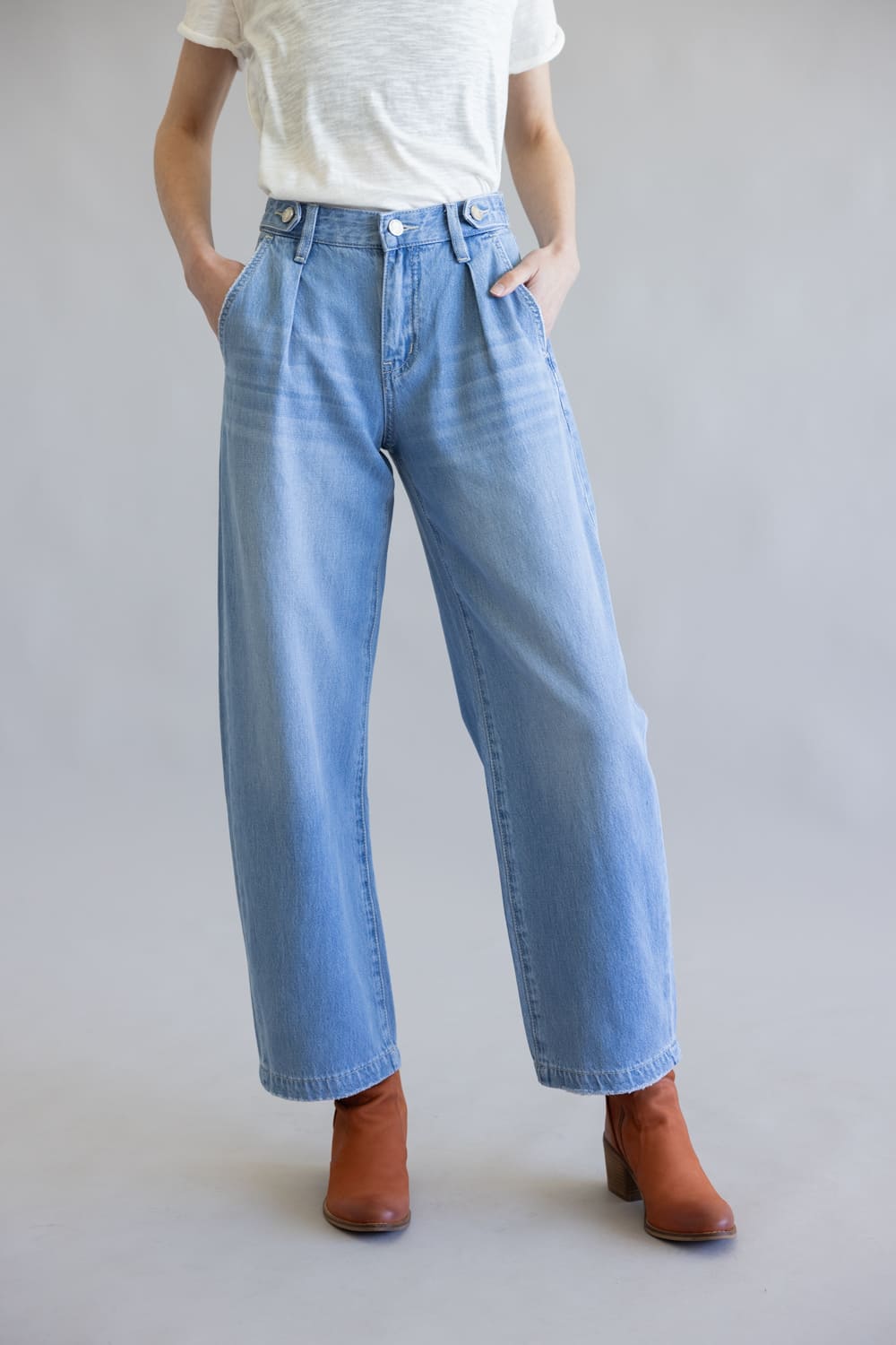 Vervet High Rise Pleated Barrel Jeans for Women