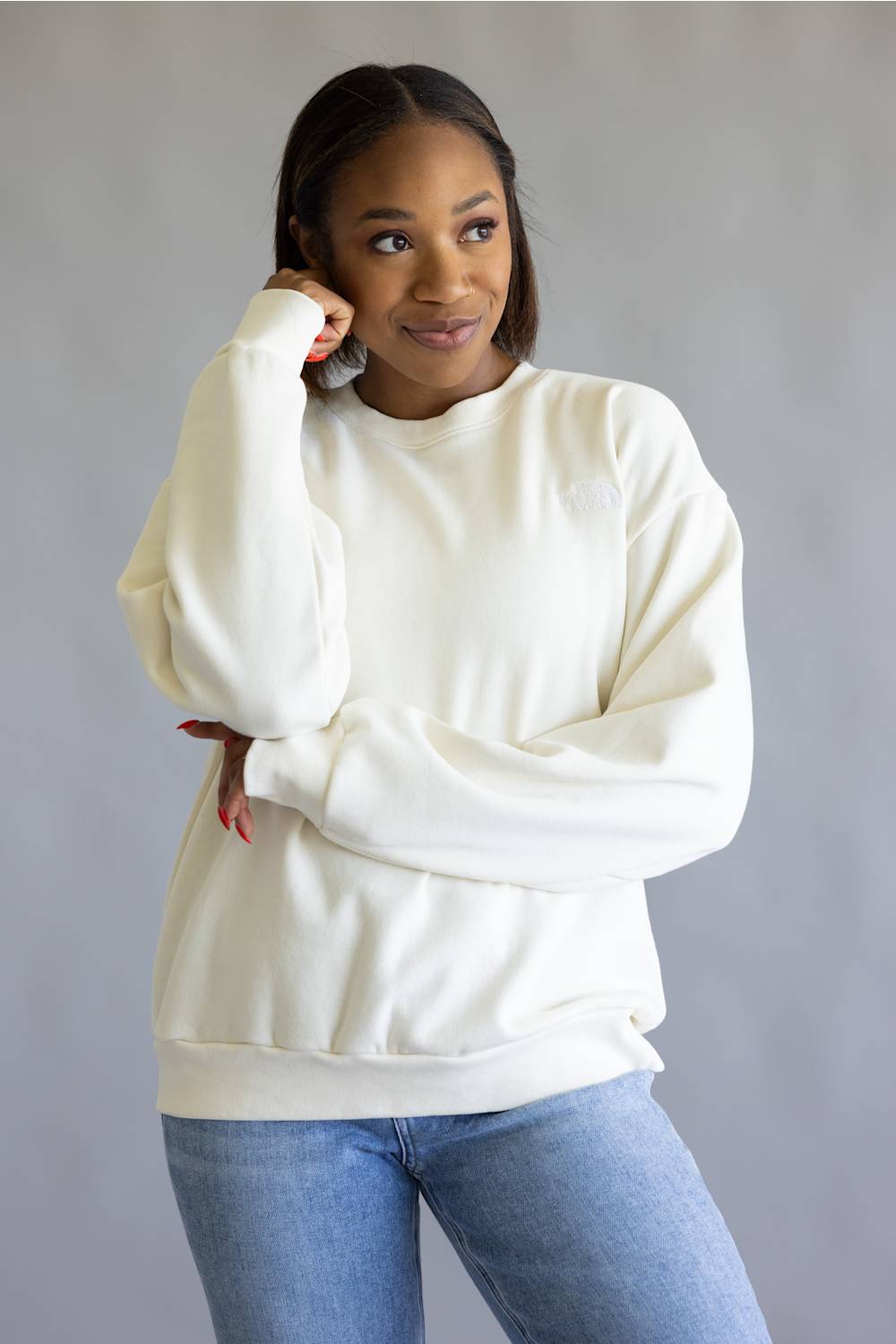 The North Face Oversized Simple Dome Fleece Sweatshirt for Women in White Dune